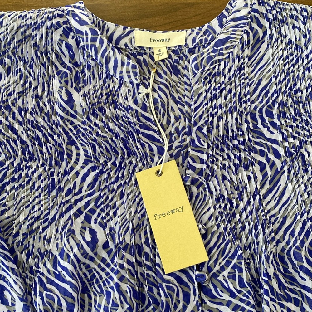 NWT Freeway blouse